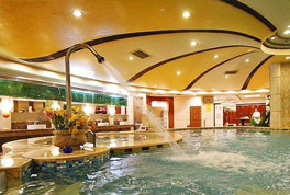 空氣能熱泵取代燃煤鍋爐，成為洗浴中心優(yōu)選設(shè)備